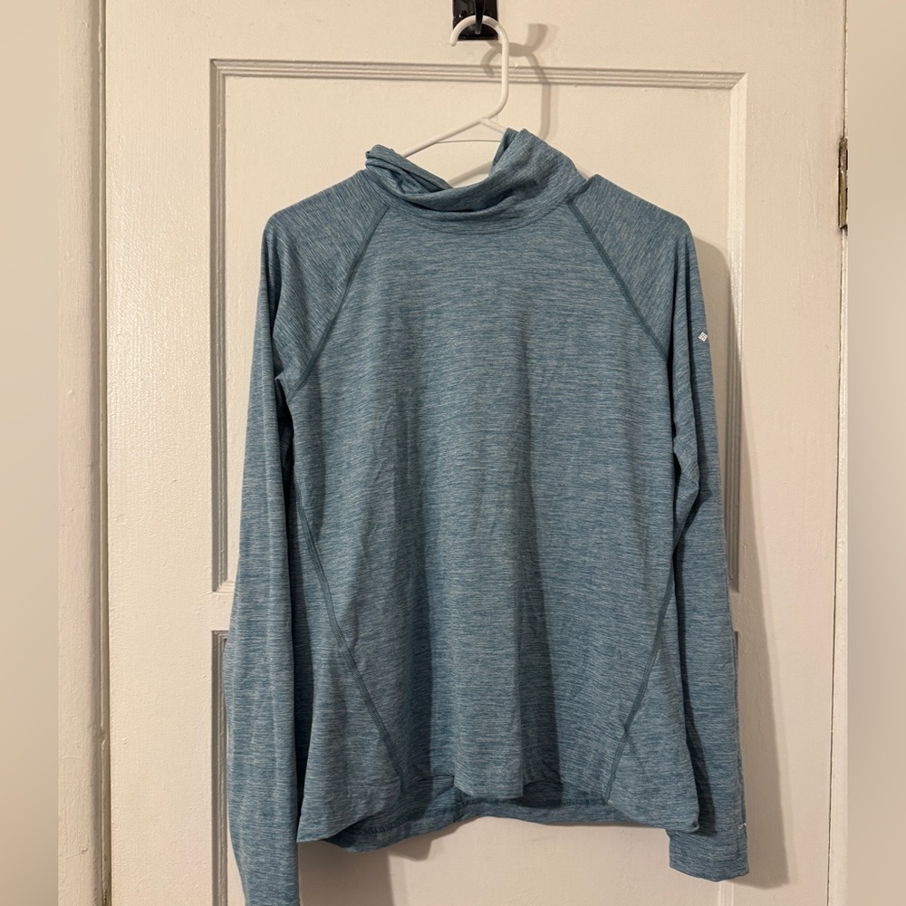 Columbia Long Sleeve Turtle neck Sz medium